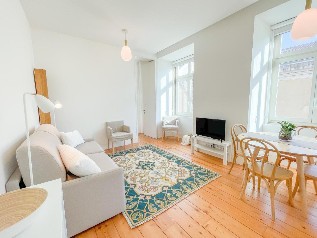 Arsenal 108, Design Apartments - New Light Downtown Chiado And River