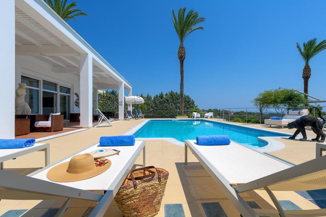 Grande Dame Villa 1