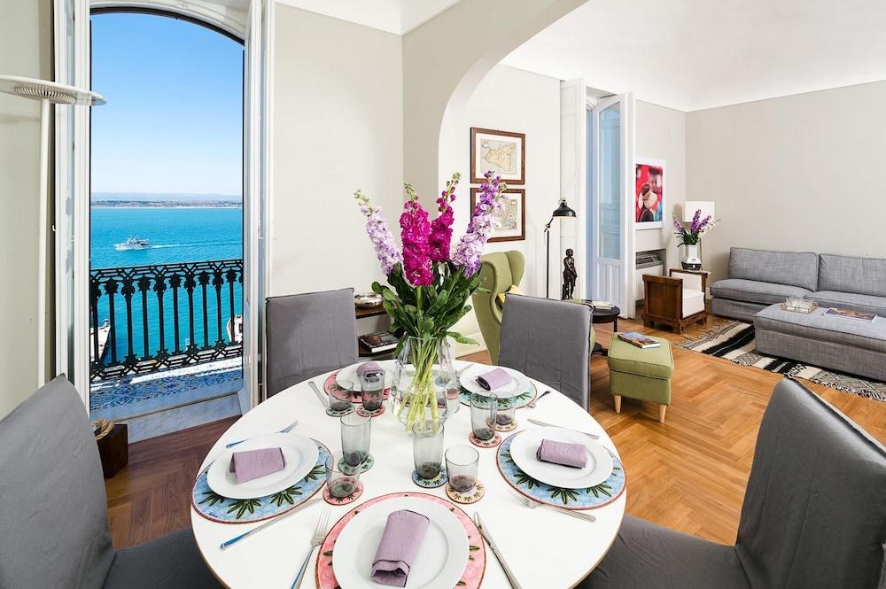 Aretusa Exclusive Sea View 1