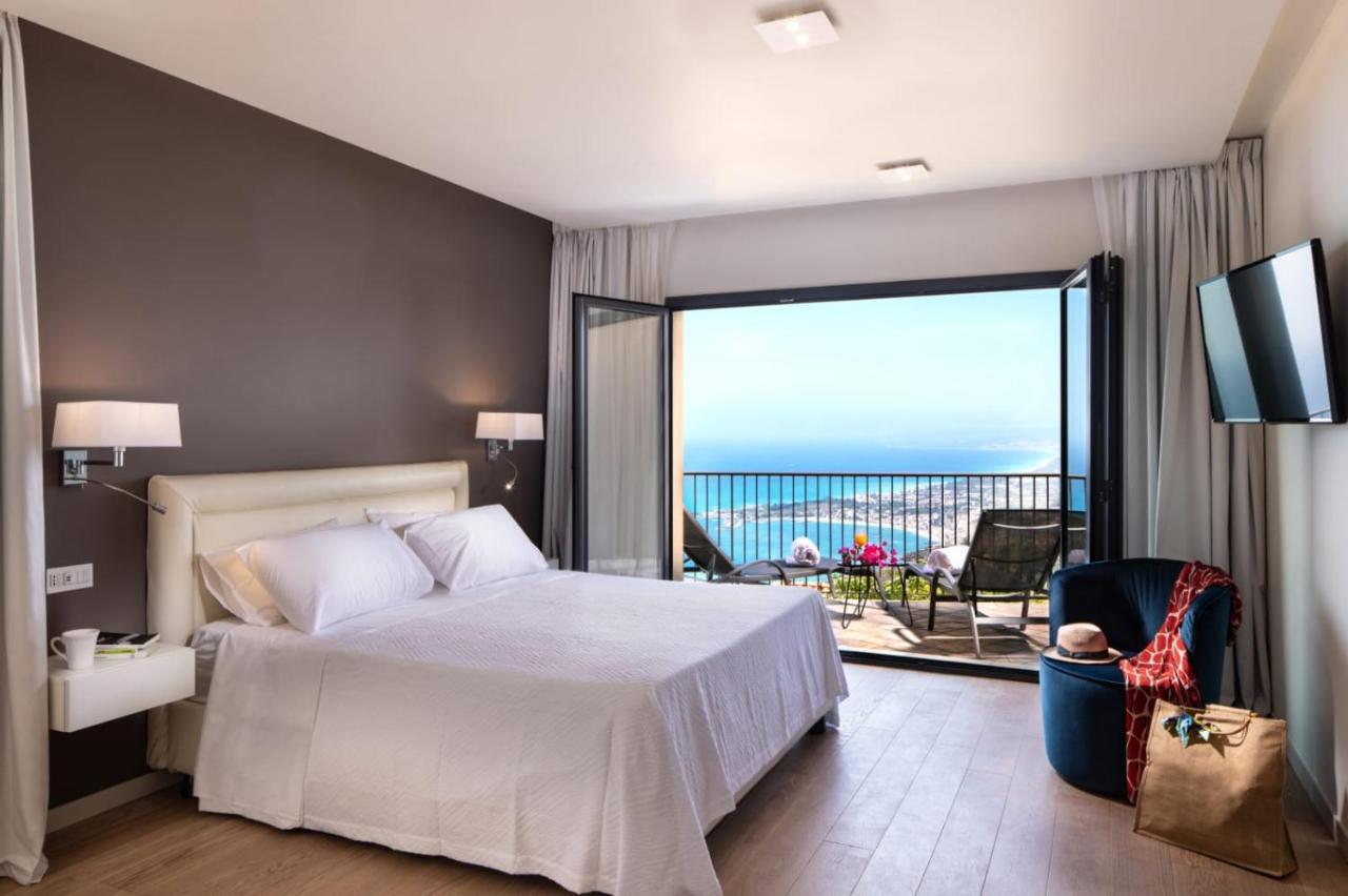The View Luxury Apartments Taormina (Adults Only) 1