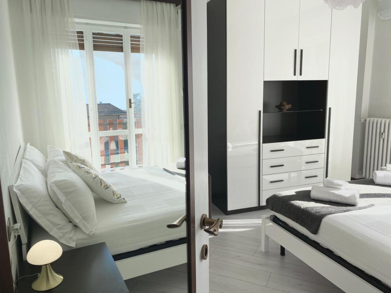Lake View Apartment 1