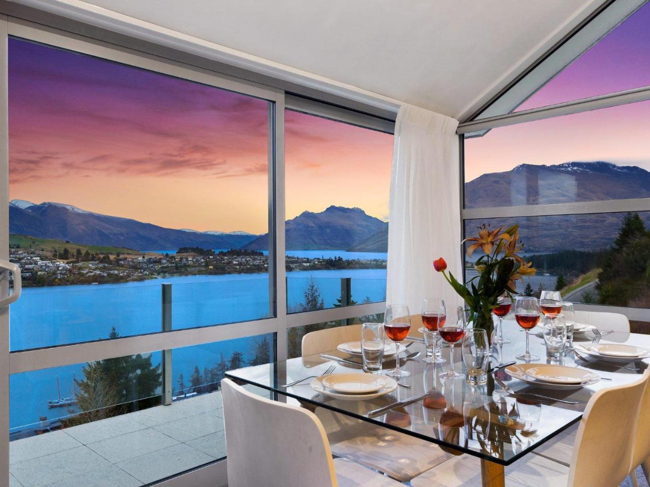 Remarkable Hideaway by Relaxaway Holiday Homes 2