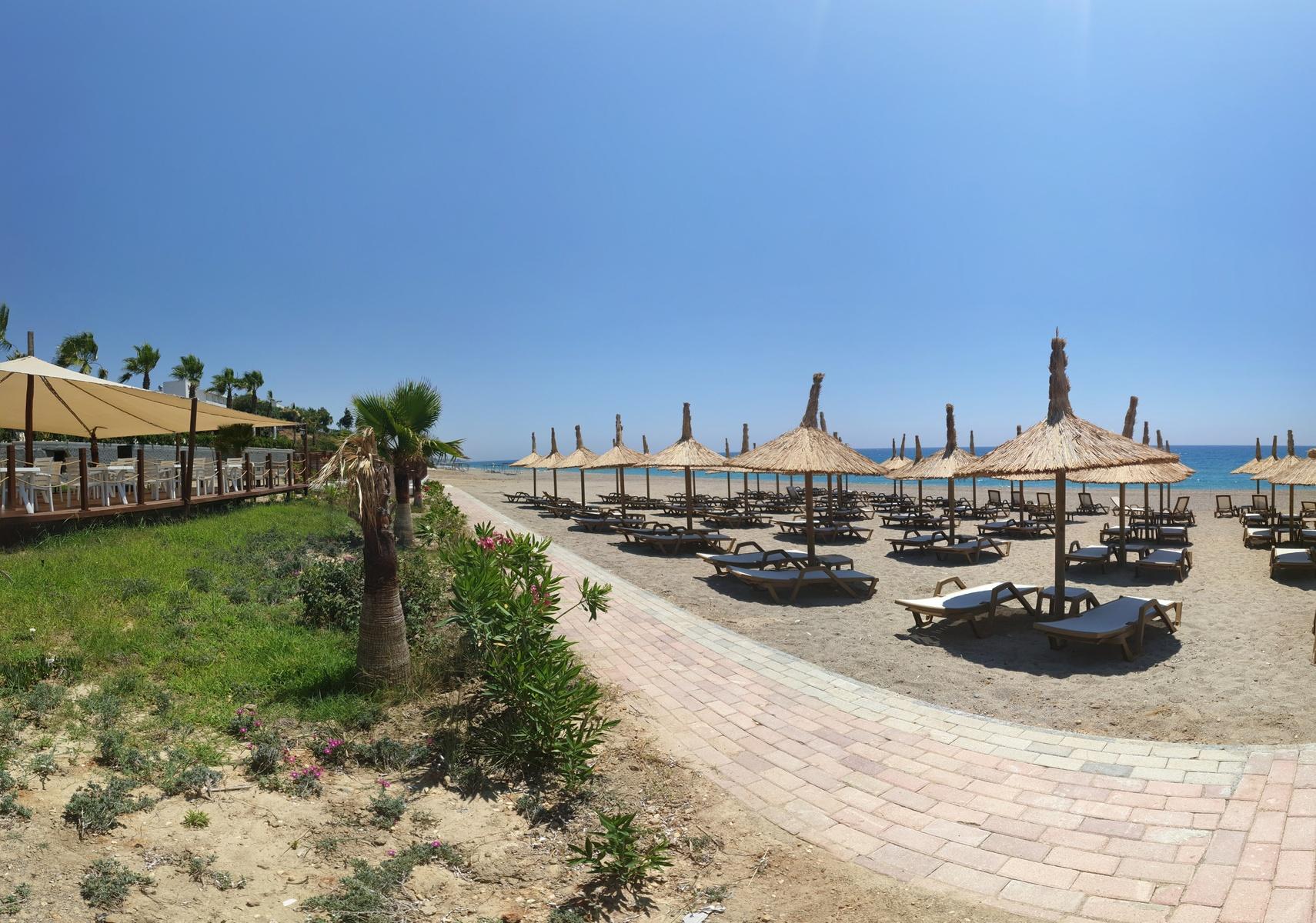 Adora Calma Beach Hotel (Adults only)