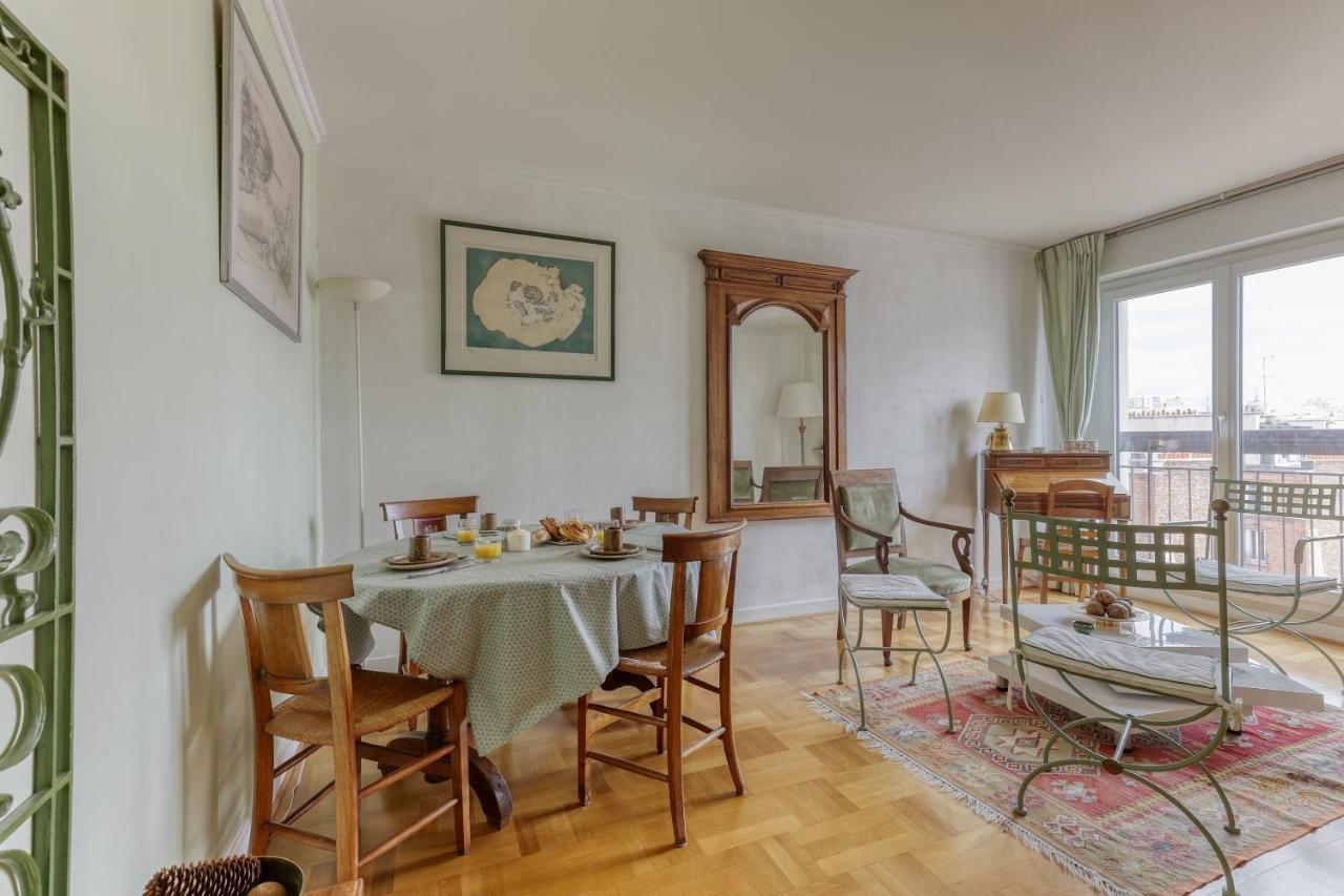 Large And Bright 2 Bdrs Flat with View - Paris 20