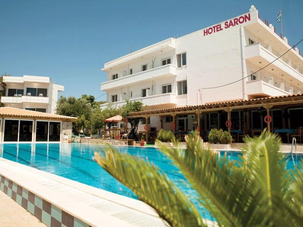Hotel Saron