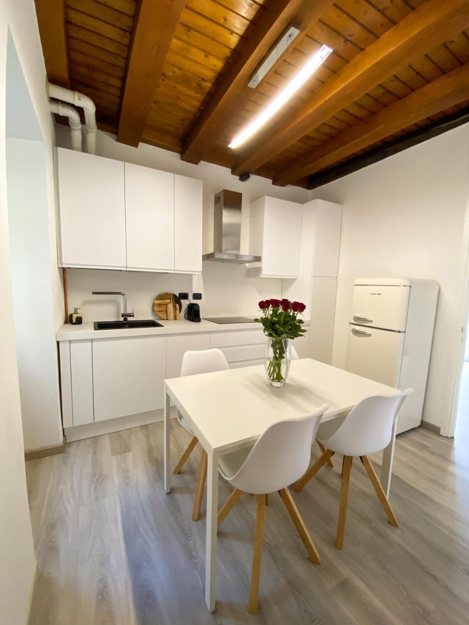 Nagi Lake Como Apartment 2