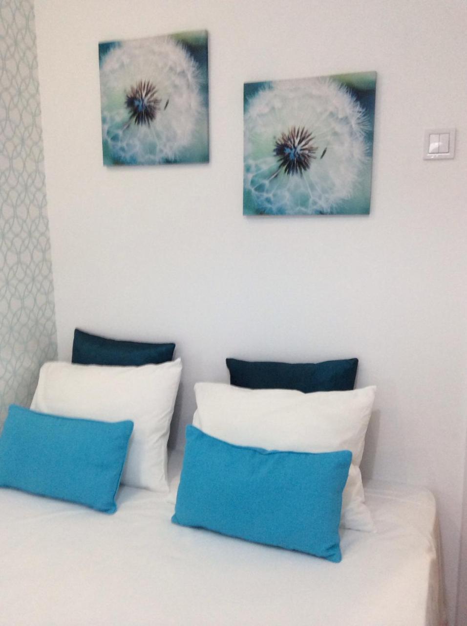 4u Lisbon IV Guesthouse Airport 2