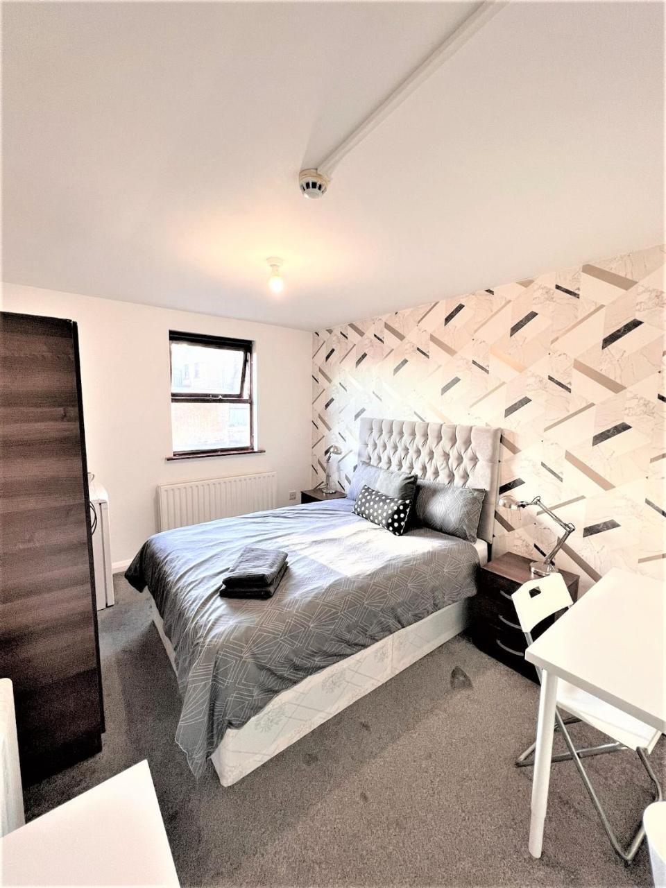 Whitechapel En-Suite Beds To Stay