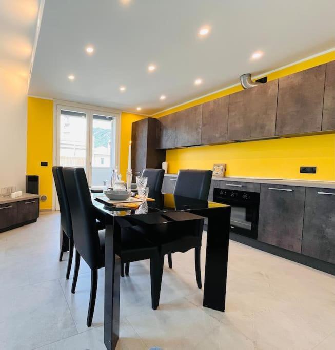 Casa di Como. 1