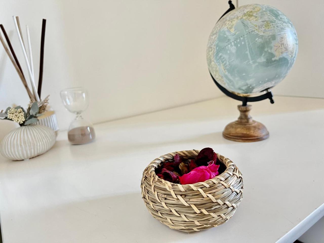 Relax & Design a Pochi Passi Dalla Stazione 1