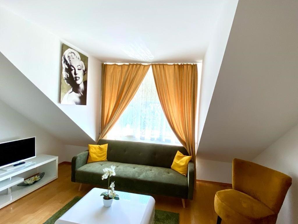 Cosy Apartment in Central Location