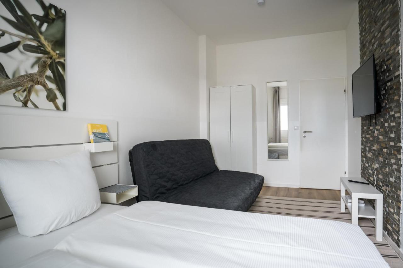 Spacious Apartment in Berlin Mitte for 6 1