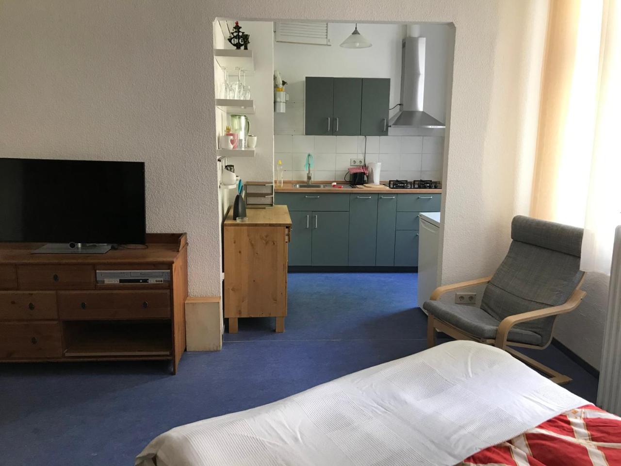Klein App in Alt - Tegel (Adults Only)