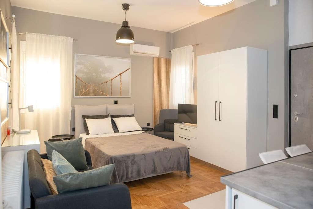 Rooftop Studio with Private Terrace at Lycabettus Hill