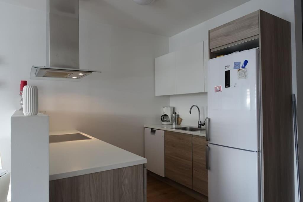 Beautiful Flat in Downtown Reykjavik with a Veiw 1
