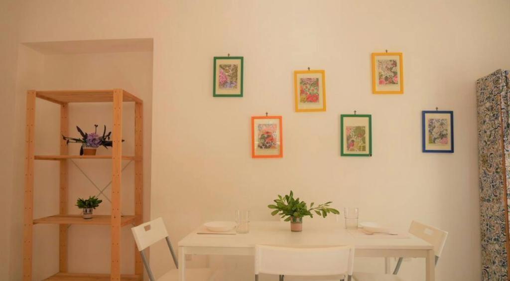 House with Garden And Parking Space in Mergellina 2
