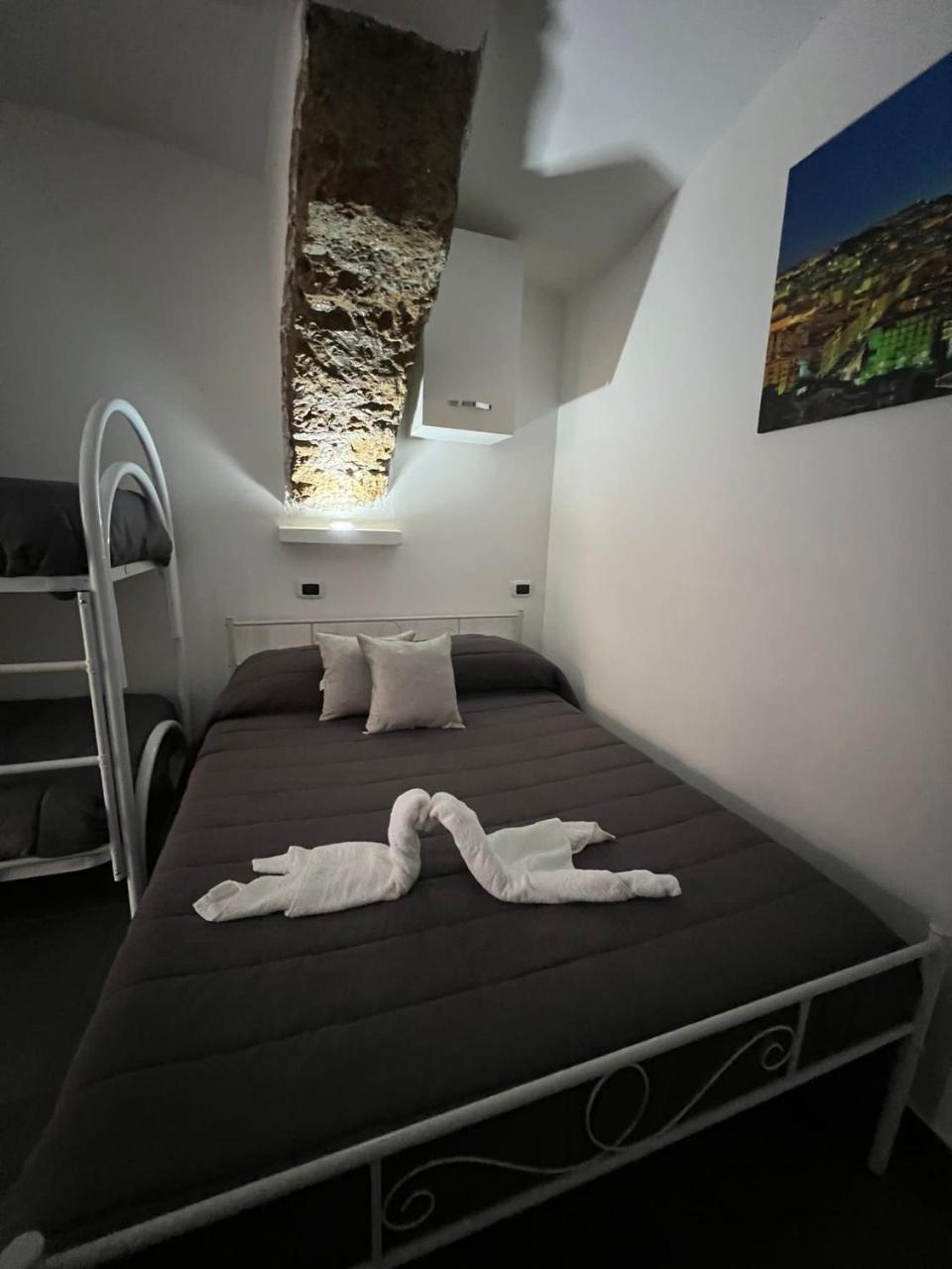 House Della Grotta 2
