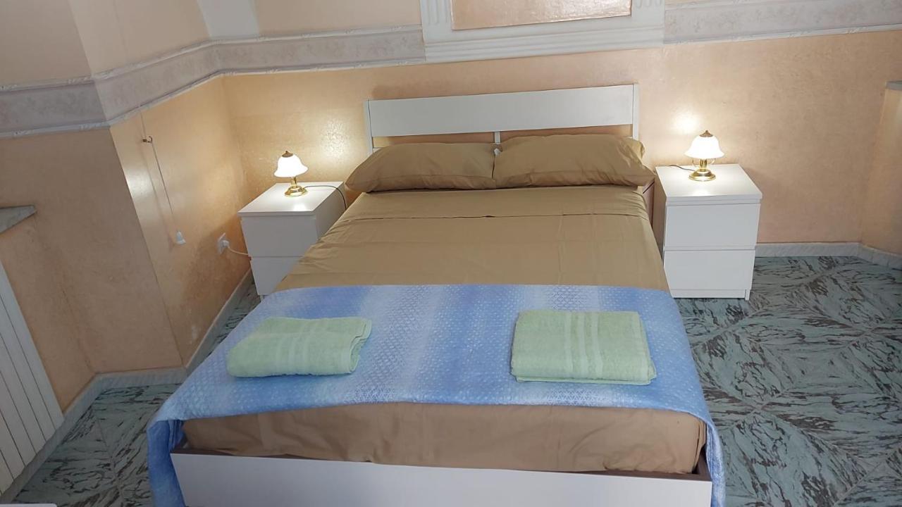Vitiello Maria Home