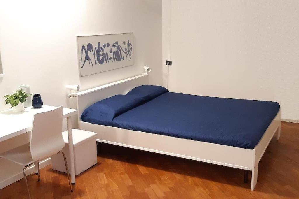 B&B Accogliente a Due Passi Dal Metro di Milano - Casa Adriana (Adults Only)