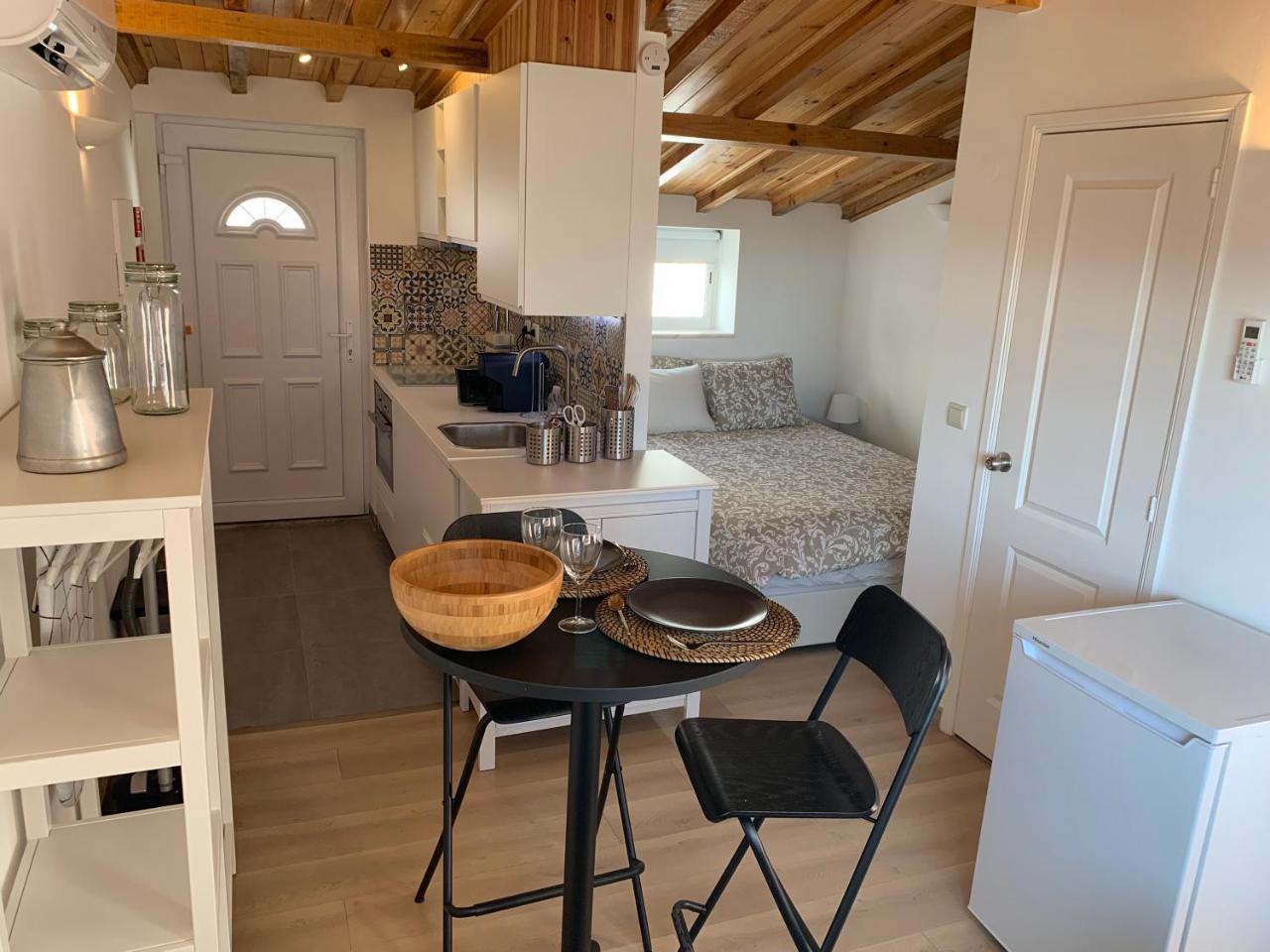 Studio Ensoleille Avec Terrasse Proche D'amoreiras (Adults Only) 1