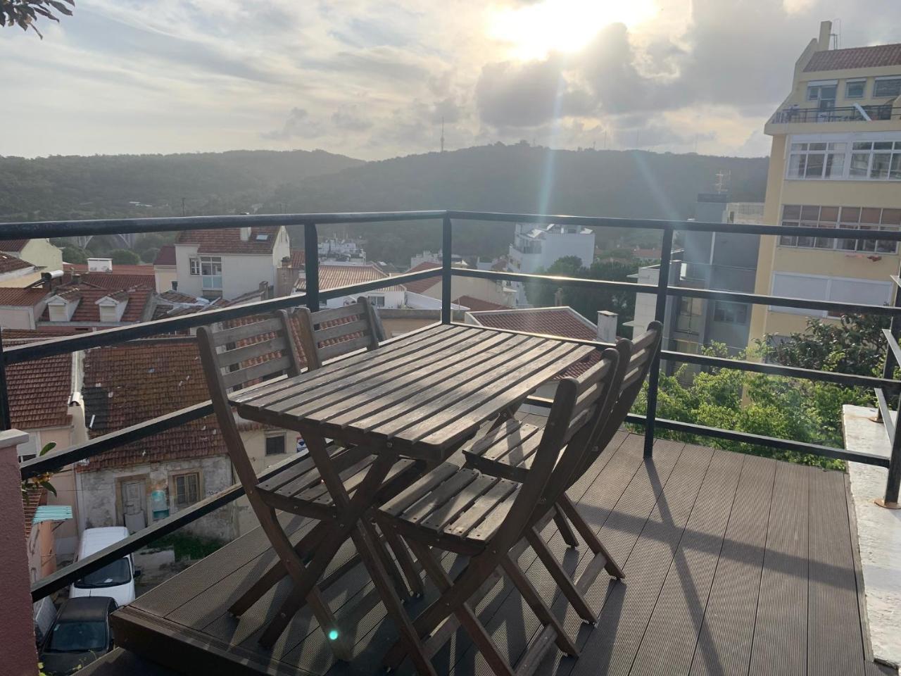 Studio Ensoleille Avec Terrasse Proche D'amoreiras (Adults Only)