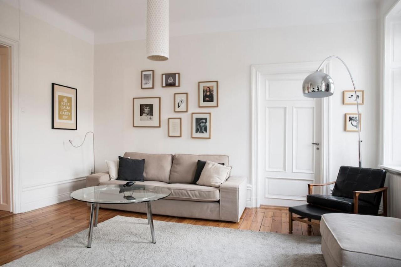 Exclusive And Light 3 Room Appartment in Sofo 97sqm 1
