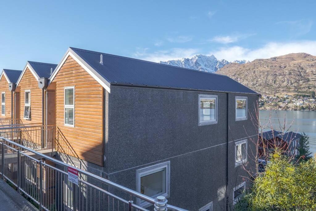 Alpine Serenity with Stunning Lake And Mountain Views 1
