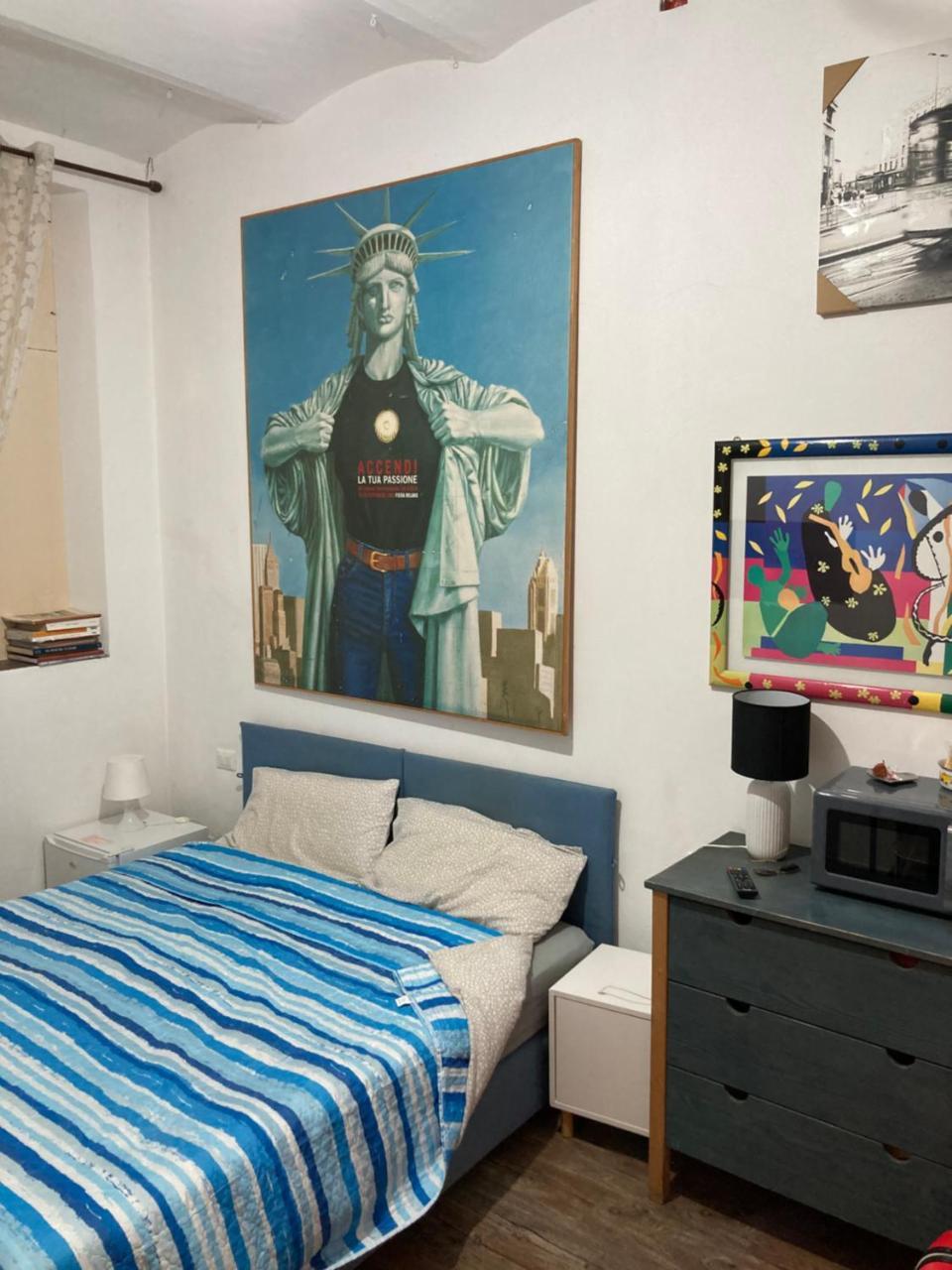 Room Saronno + B&B