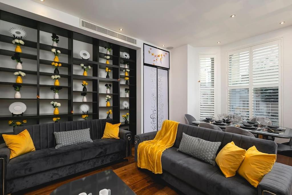 Დluxury & Spacious Duplex in the Heart of Chelseaდ