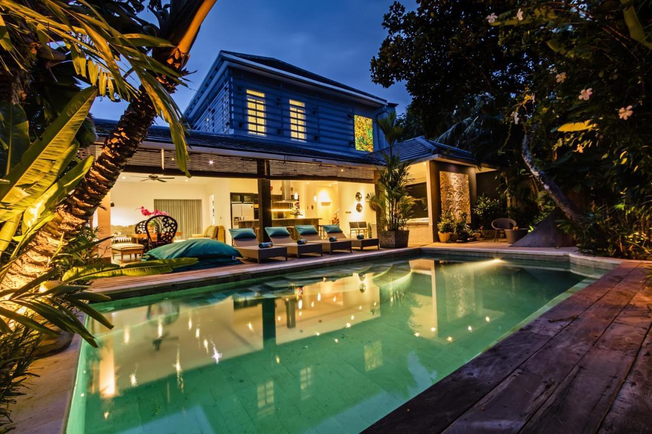 Villa Alchemy 4 Bedroom Trendy Villa in Superior Location