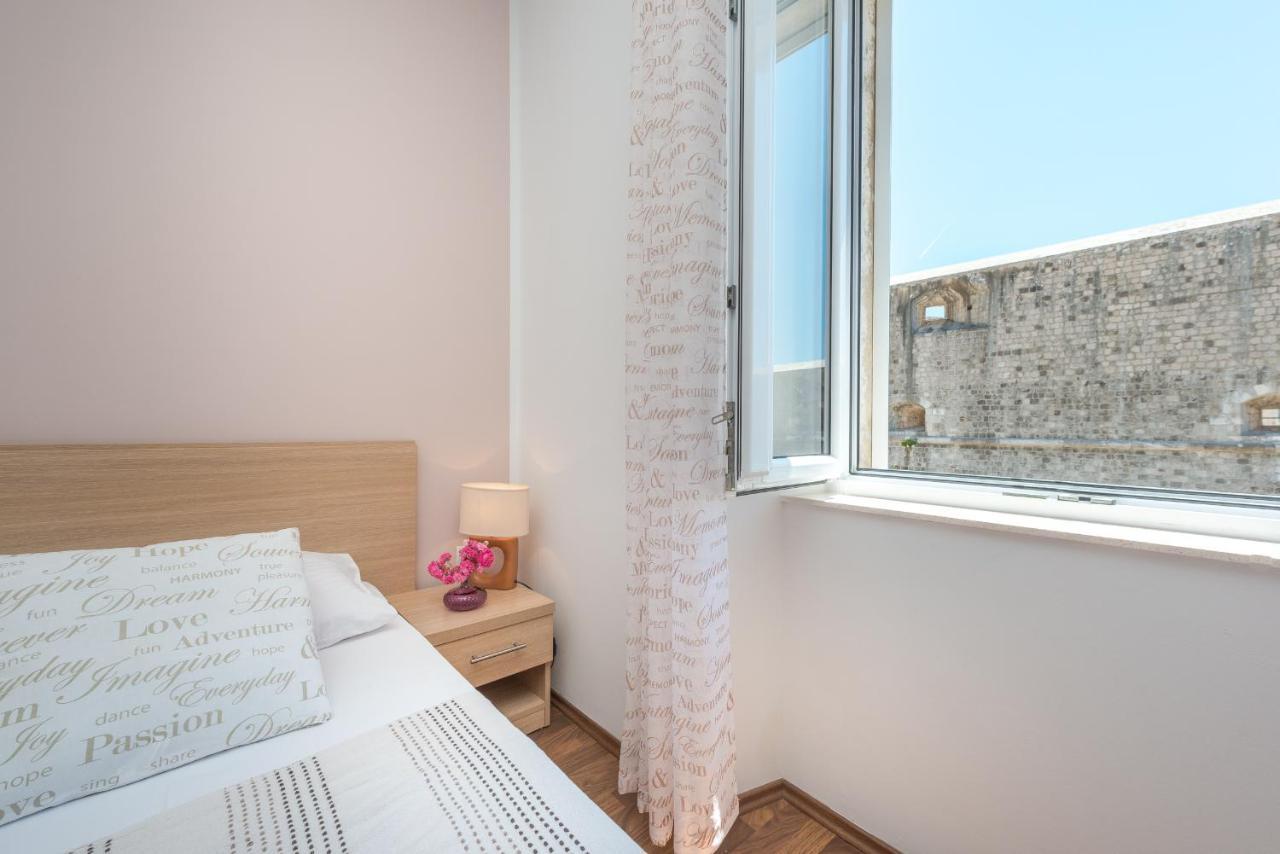 Fora Apartments 2