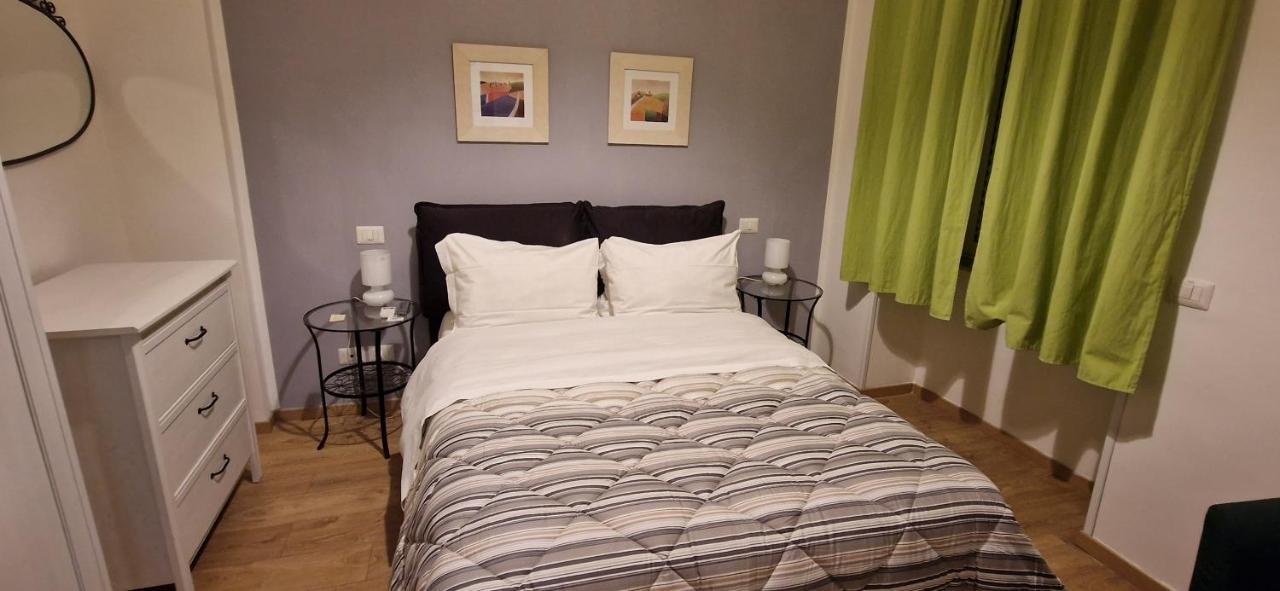 Studio Flat 381 2