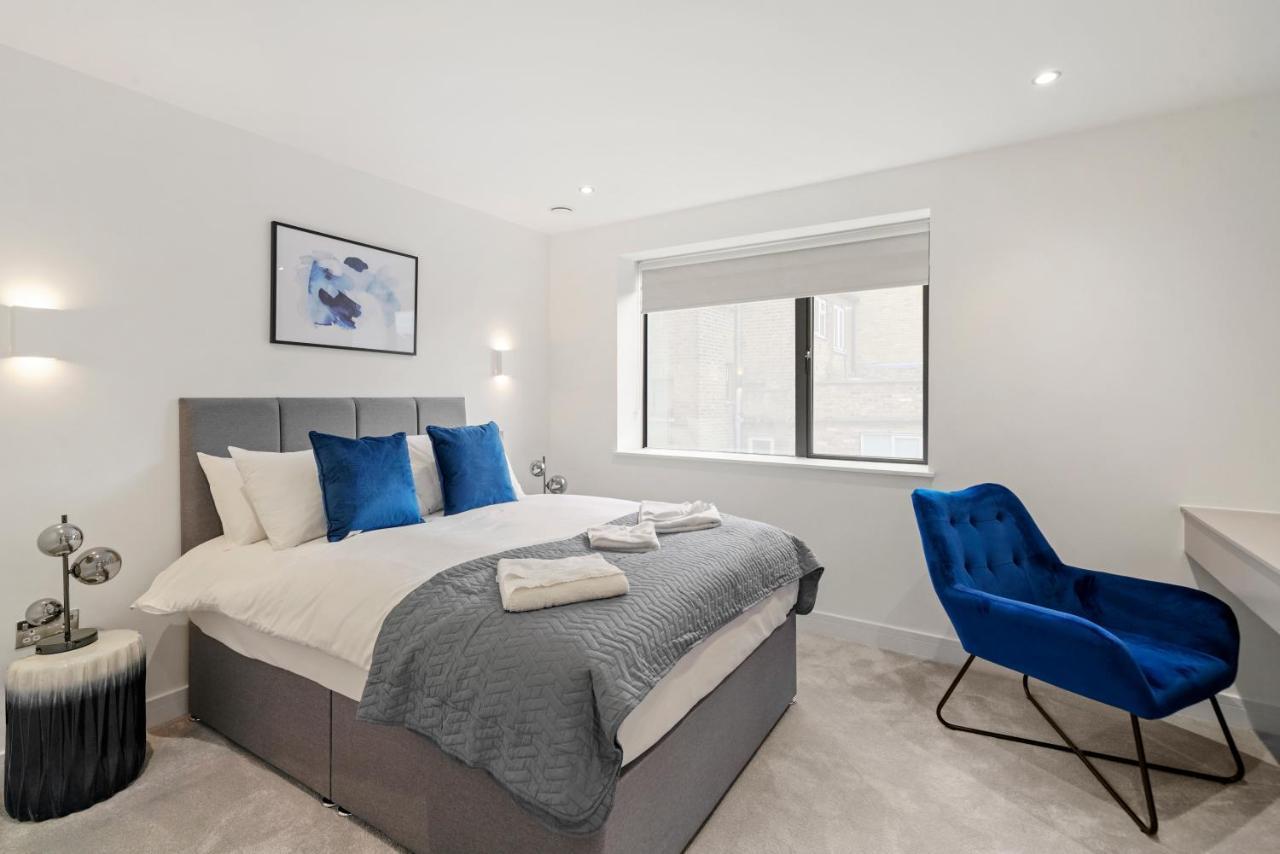 Executive 1 & 2 Bed Apartments in Heart of London Free Wifi by City Stay Aparts London