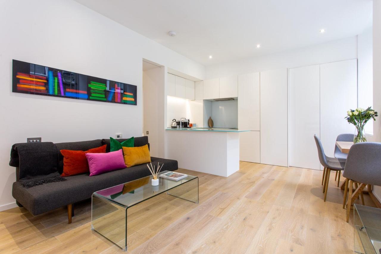 2 Bed 2 Bath Apartment Off Regent Street 1