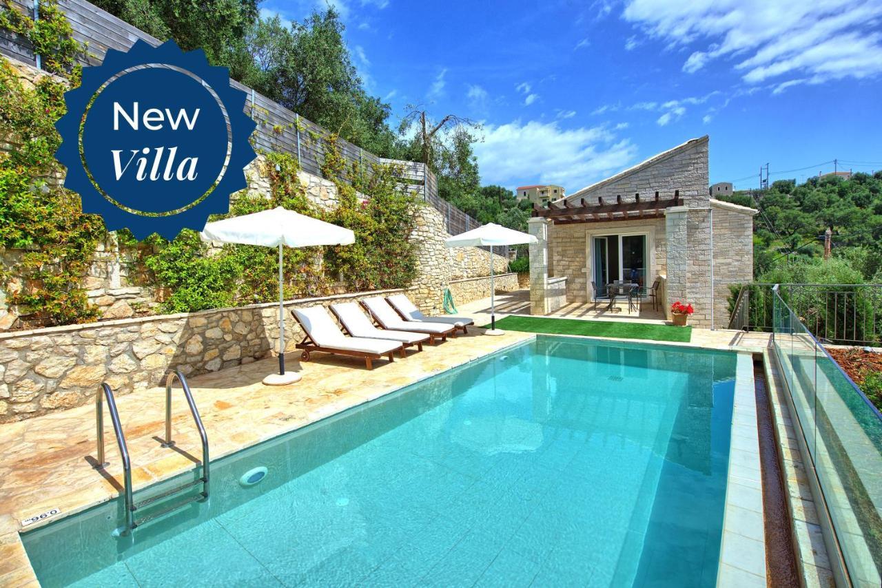 Villa Jacaranda by Posarellivillas