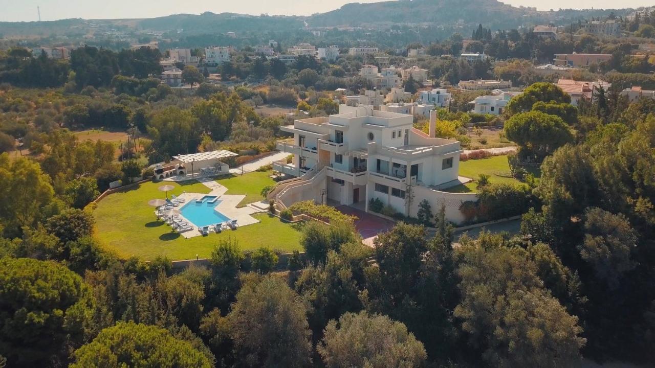 Artemis Villa