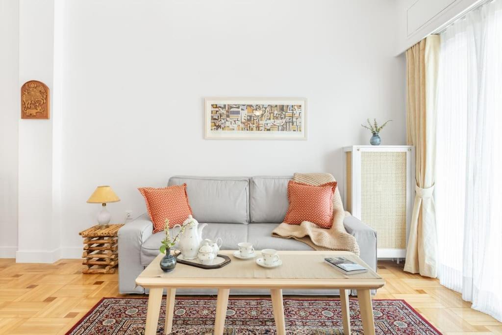 Chill Out in Retropolitan Hideaway at Alsos Park