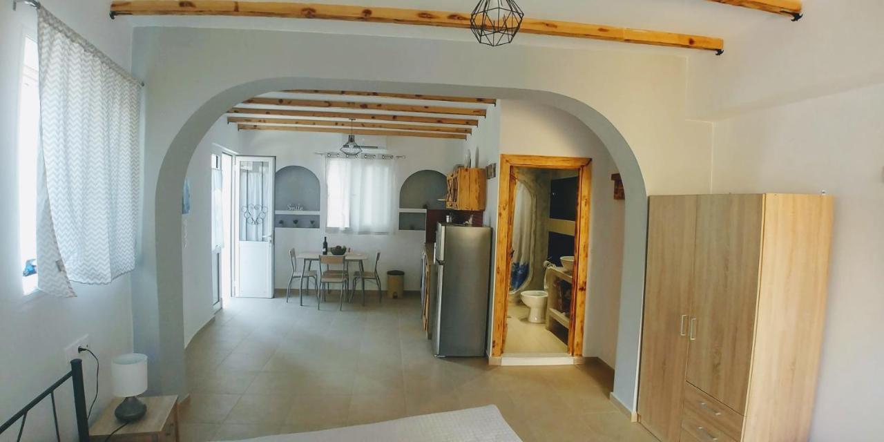 Beautiful House of Psinthos 1