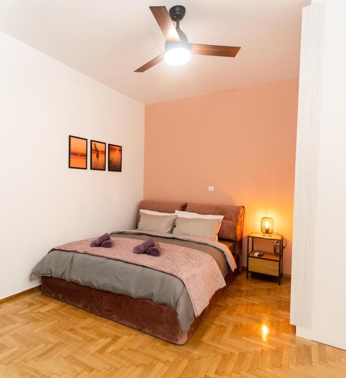 Modern Studio Chiou