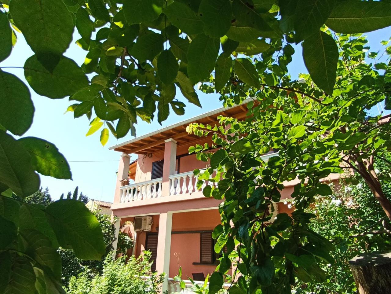 Iren Holiday Apartment