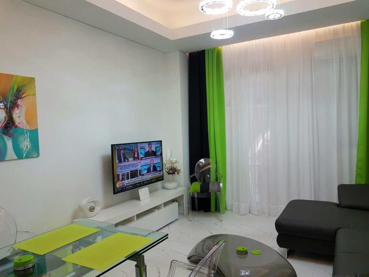 Laura Grande Apartment 2