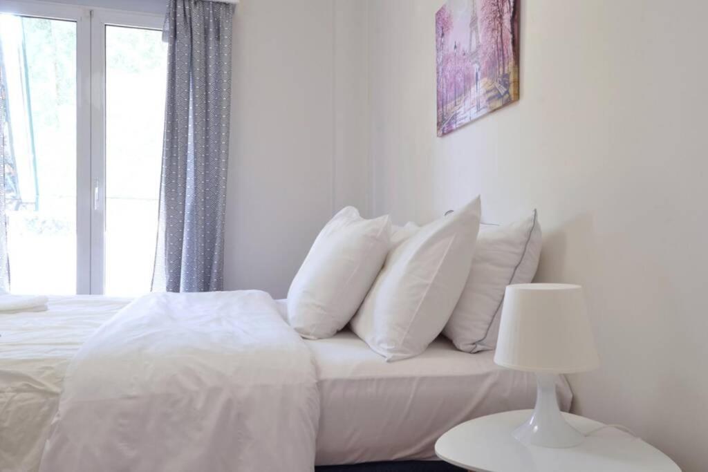 Kerameikos, a Lovely Apartment
