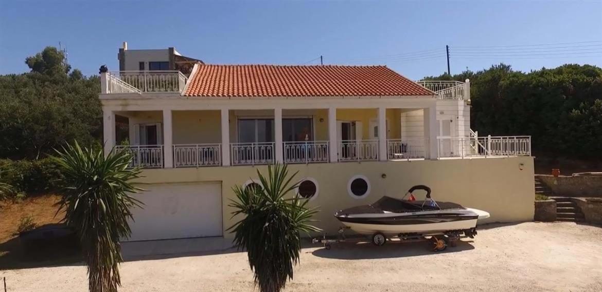 Rose Villa