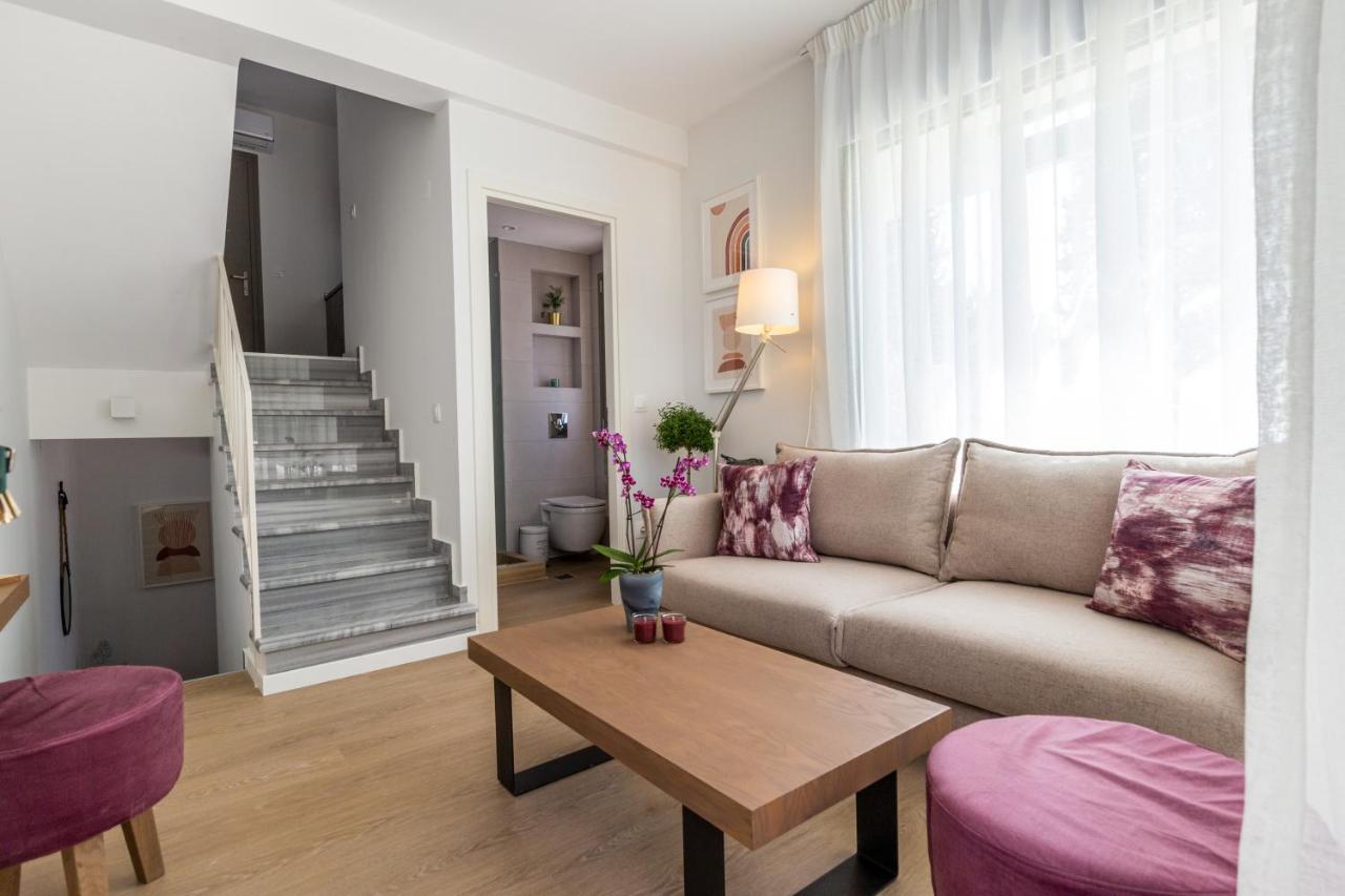 Gaia Maisonettes