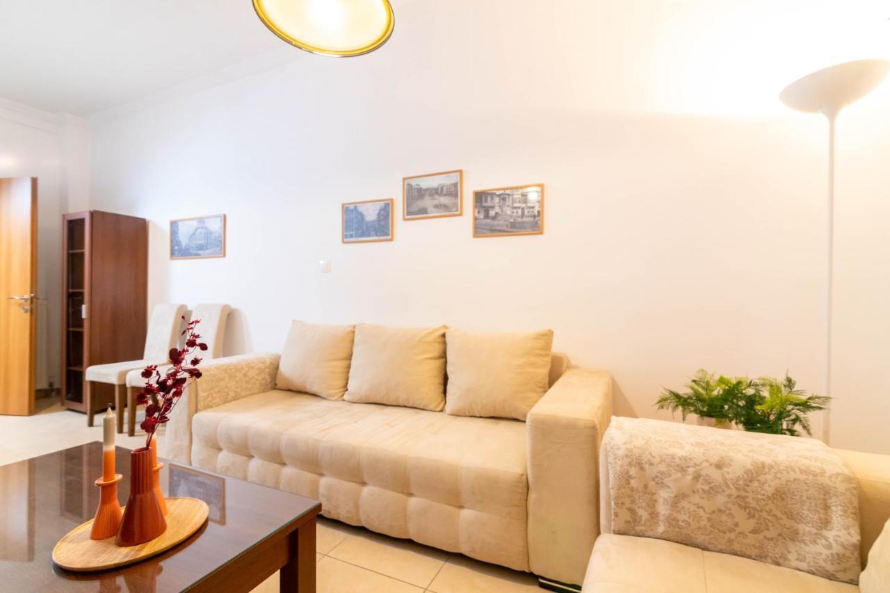 F & B Collection - 2 Bedroom Flat 2
