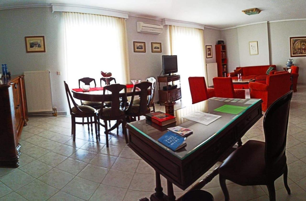 Apartment with Many Books 2