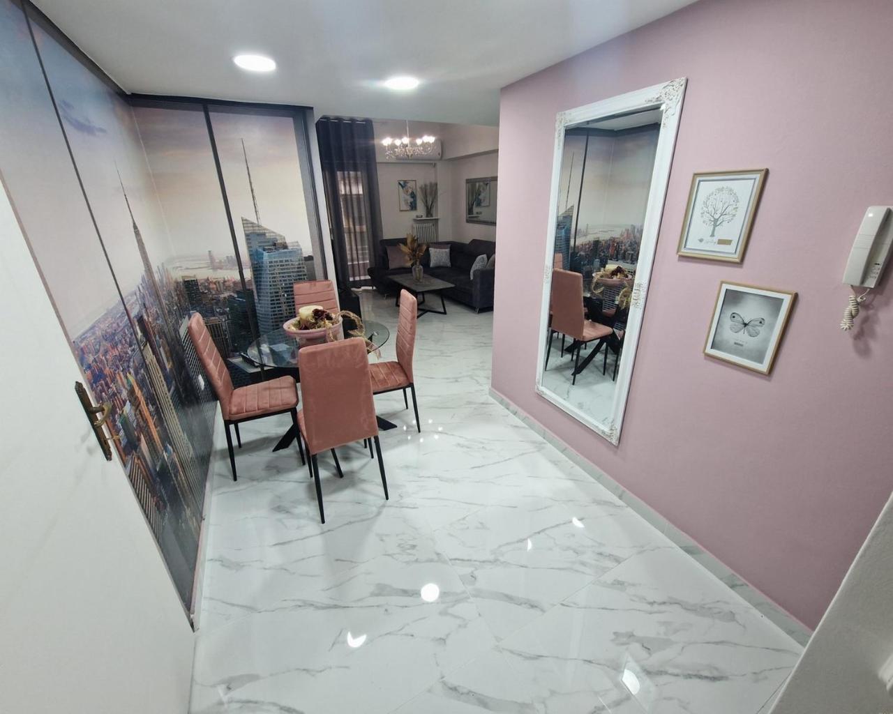 Master1 Seaside Lux Apartment 2