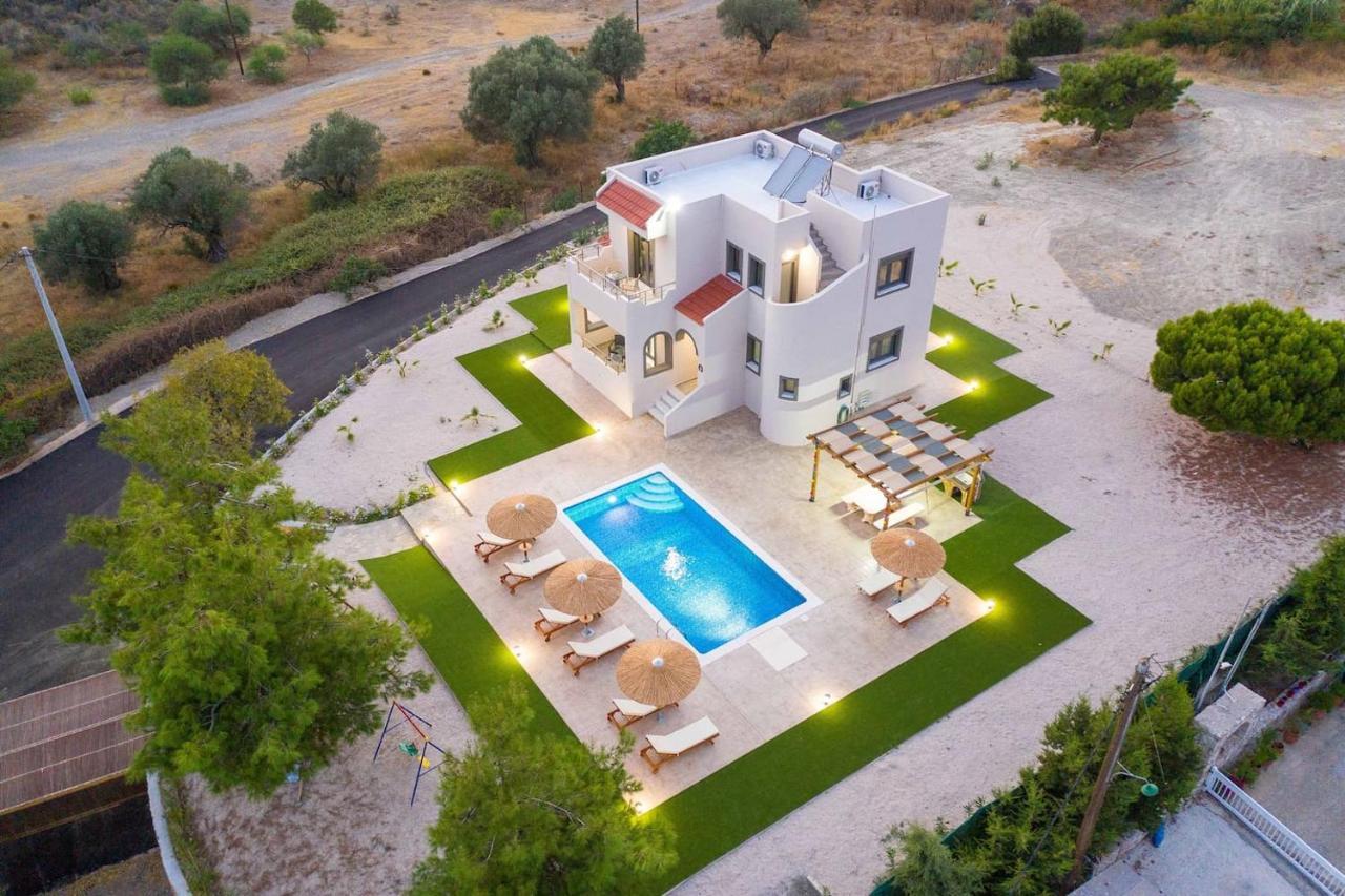 Sun's Reach Villa
