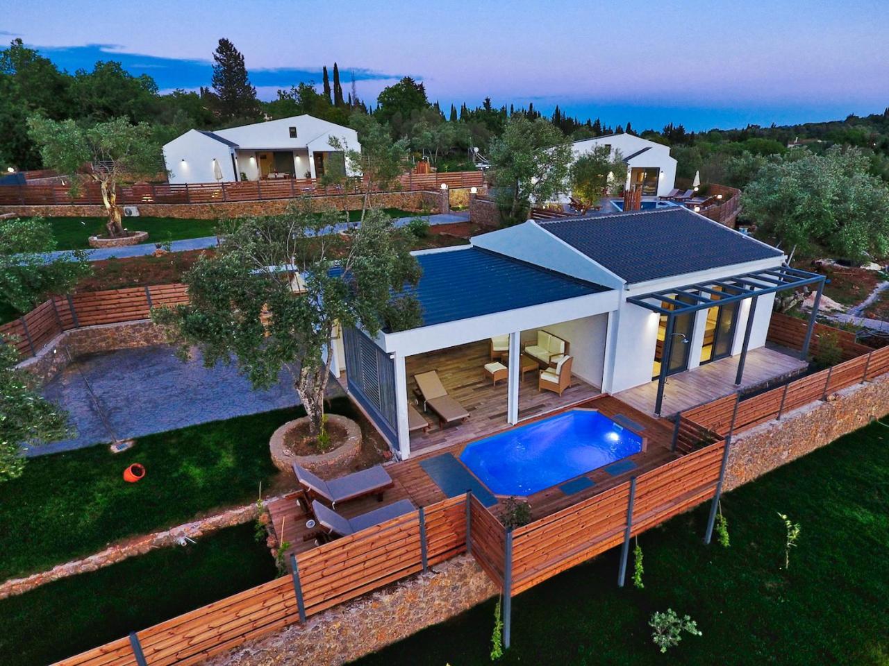 Oras Corfu (Dionisos)