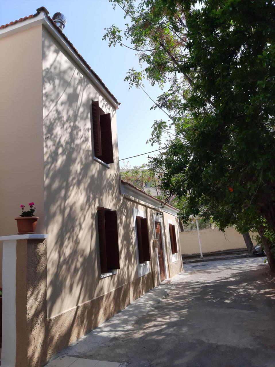 Dimitra House